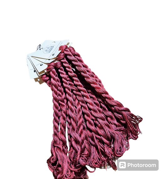 Farmhouse Flossies  ~ Scrumptious Scarlet